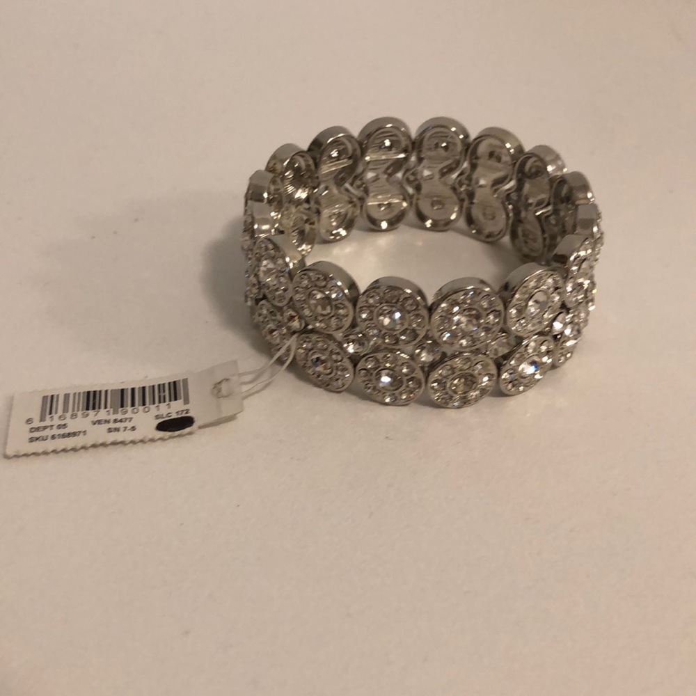 Stretch rhinestone bracelet NWT